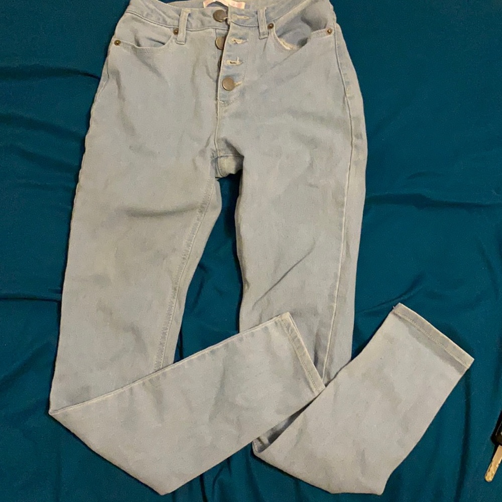 No Boundaries light blue jeans
